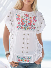 Load image into Gallery viewer, Crew Neck Printed Casual Top