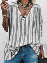 Load image into Gallery viewer, Women's Casual V-neck Short-sleeved T-shirt