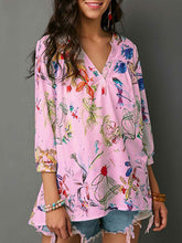 Load image into Gallery viewer, Butterfly Print V-neck Top Loose T-shirt