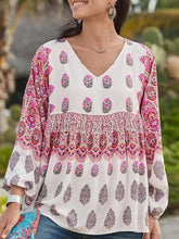 Load image into Gallery viewer, V-neck Print Casual Top