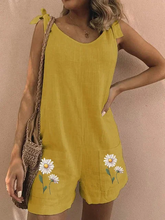 Load image into Gallery viewer, Women's Fashion Daisy Casual Sleeveless Floral Short Jumpsuit