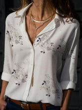 Load image into Gallery viewer, Butterfly Print V-neck Top Loose T-shirt