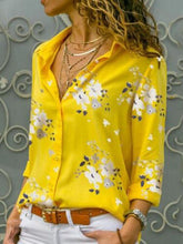 Load image into Gallery viewer, Butterfly Print V-neck Top Loose T-shirt