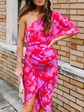 Load image into Gallery viewer, Maternity Sexy Slim-Shoulder Halter Print Dress
