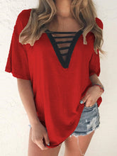 Load image into Gallery viewer, Kurzarm-T-Shirt mit V-Ausschnitt
