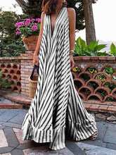 Load image into Gallery viewer, Women's Red Striped Pleated Big Swing V-Neck Bohemian Beach Maxi Dress
