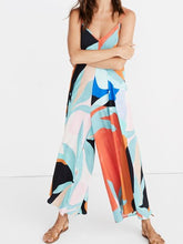 Load image into Gallery viewer, Women's Fashion Print Suspender Jumpsuit
