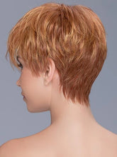 Load image into Gallery viewer, Women's Fashion Brown Short Hair Wig
