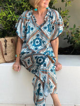 Load image into Gallery viewer, Printed Holiday Short Sleeve Women's Suit
