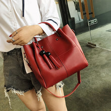 Load image into Gallery viewer, Three Pieces Fringed Wood Beads Mother Bag Women's Bag
