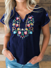 Load image into Gallery viewer, Women's Vintage Embroidered Short-Sleeved T-Shirt
