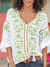 Load image into Gallery viewer, V-neck Printed Long-sleeved Loose Top
