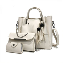 Load image into Gallery viewer, Three Pieces Fringed Wood Beads Mother Bag Women's Bag

